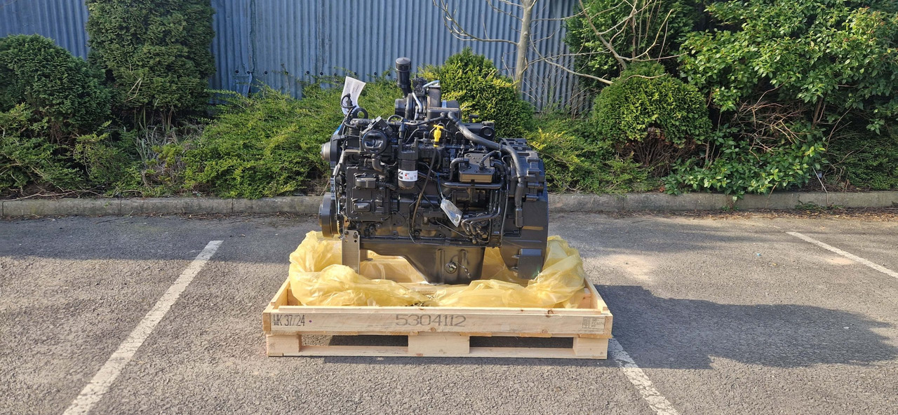Cummins QSB 6.7 engine unused 6 cylinder CM2450 ECU - Motor för Byggmaskiner: bild 2 Cummins QSB 6.7 engine unused 6 cylinder CM2450 ECU - Motor för Byggmaskiner: bild 2
