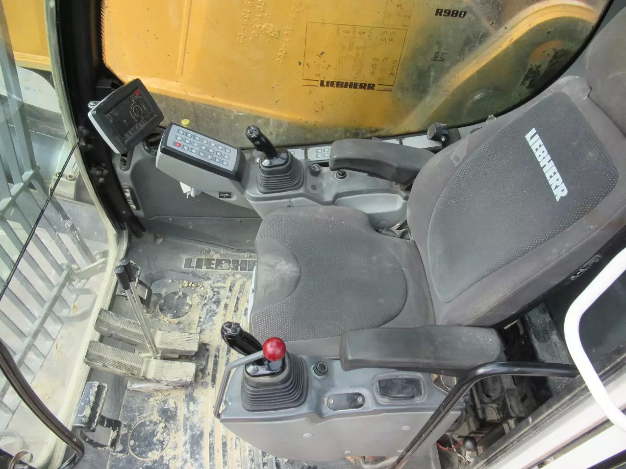 2014 Liebherr R 980 SME - Bandgrävare: bild 4 2014 Liebherr R 980 SME - Bandgrävare: bild 4