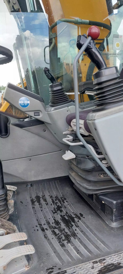 2015 Liebherr A 914 Compact - Grävmaskin på däck: bild 5 2015 Liebherr A 914 Compact - Grävmaskin på däck: bild 5