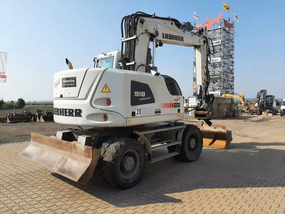 2015 Liebherr A 918Compact - Grävmaskin på däck: bild 3 2015 Liebherr A 918Compact - Grävmaskin på däck: bild 3