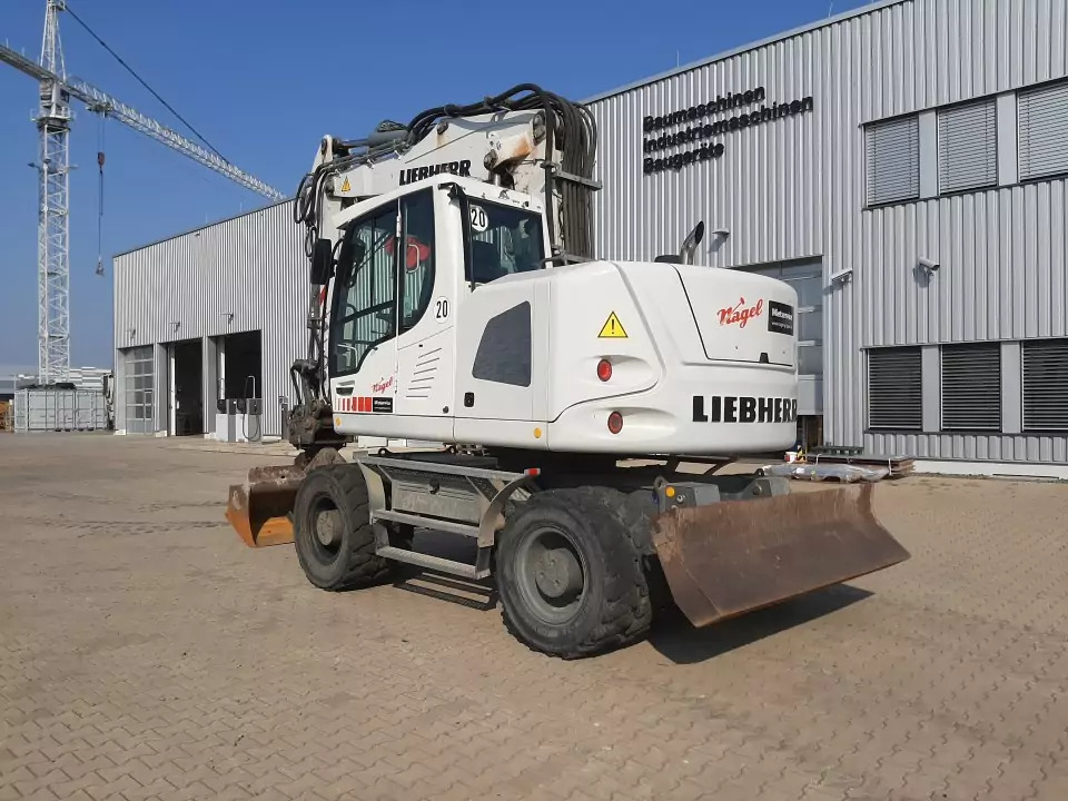 2015 Liebherr A 918Compact - Grävmaskin på däck: bild 4 2015 Liebherr A 918Compact - Grävmaskin på däck: bild 4