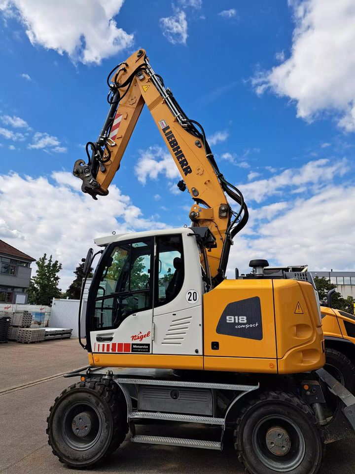 2018 Liebherr A 918Compact - Grävmaskin på däck: bild 1 2018 Liebherr A 918Compact - Grävmaskin på däck: bild 1