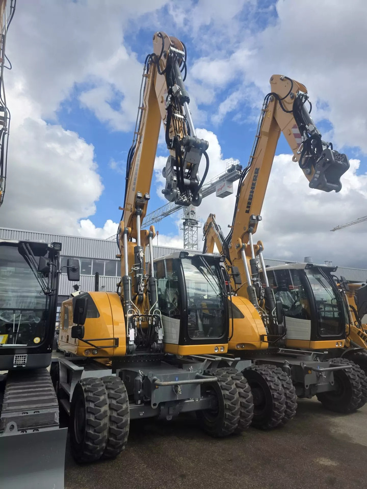 2023 Liebherr A 916 Litronic G6.0-D - Grävmaskin på däck: bild 2 2023 Liebherr A 916 Litronic G6.0-D - Grävmaskin på däck: bild 2