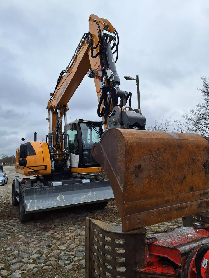 2023 Liebherr A 918 Litronic G6.0-D - Grävmaskin på däck: bild 2 2023 Liebherr A 918 Litronic G6.0-D - Grävmaskin på däck: bild 2