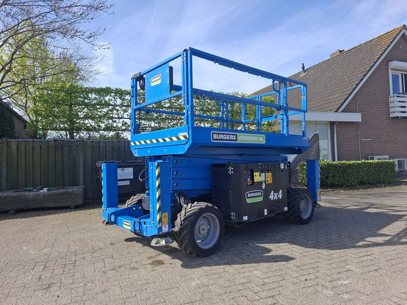 Genie GS-3369 RT - Saxlift: bild 1 Genie GS-3369 RT - Saxlift: bild 1