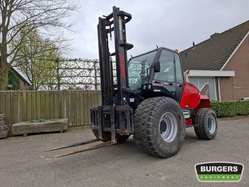 Manitou M30-4 - Terrängtruck: bild 1 Manitou M30-4 - Terrängtruck: bild 1
