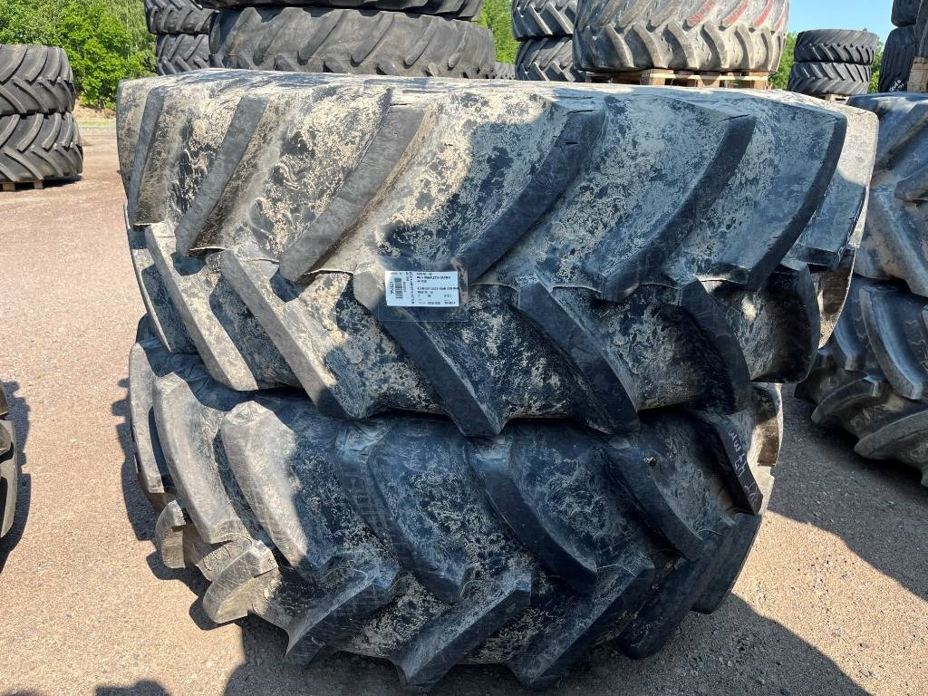 BKT 620/70R42 John Deere 7930 - Däck för Lantbruksmaskiner: bild 1 BKT 620/70R42 John Deere 7930 - Däck för Lantbruksmaskiner: bild 1
