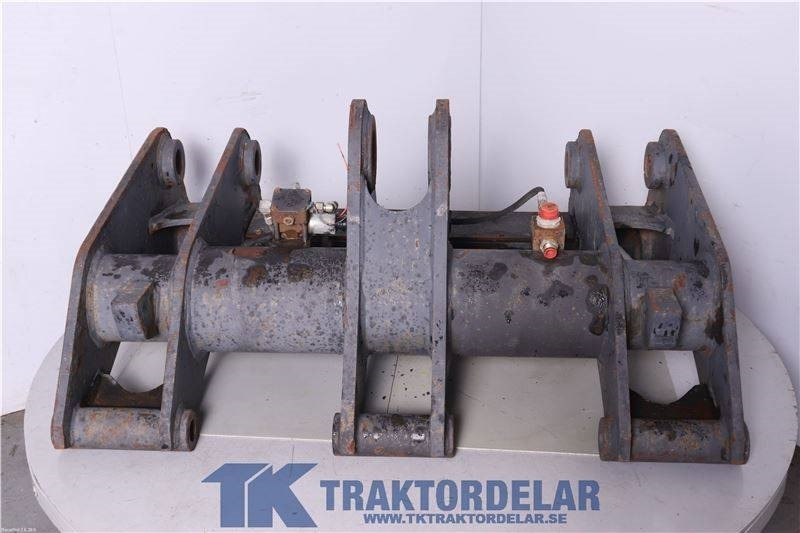 CAT 966 - Redskapsfäste för Byggmaskiner: bild 1 CAT 966 - Redskapsfäste för Byggmaskiner: bild 1