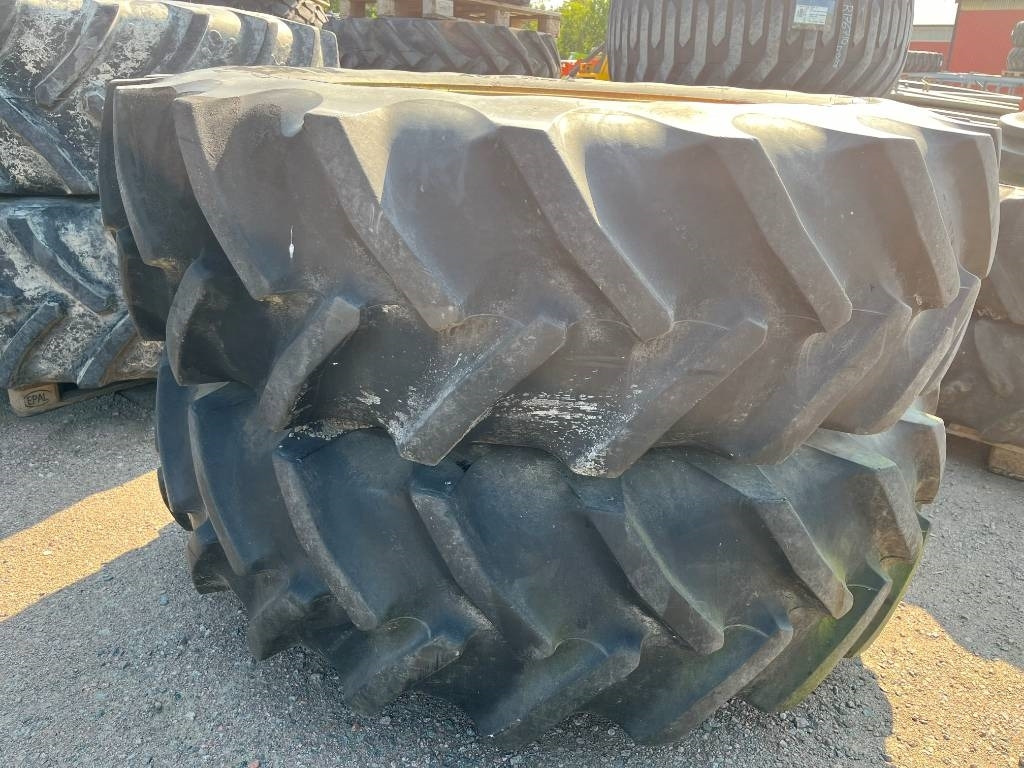 Goodyear 20,8R42 till John Deere - Däck för Lantbruksmaskiner: bild 1 Goodyear 20,8R42 till John Deere - Däck för Lantbruksmaskiner: bild 1