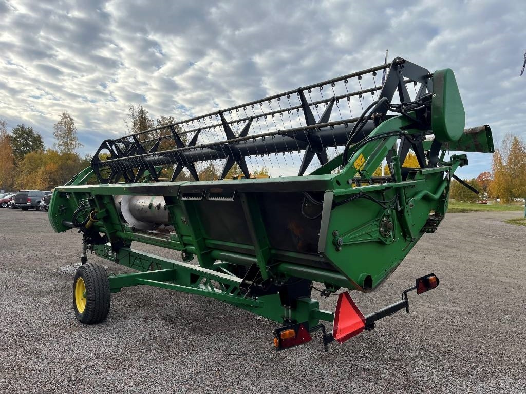 John Deere 622R Skärbord / Header 20 fot till JD T550 i  - Tillbehör för skördemaskin: bild 5 John Deere 622R Skärbord / Header 20 fot till JD T550 i  - Tillbehör för skördemaskin: bild 5