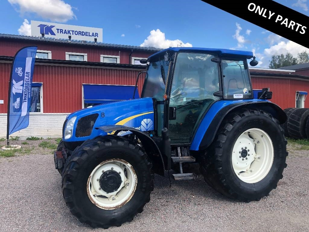 New Holland 5070 Dismantled: only spare parts - Traktor: bild 1 New Holland 5070 Dismantled: only spare parts - Traktor: bild 1