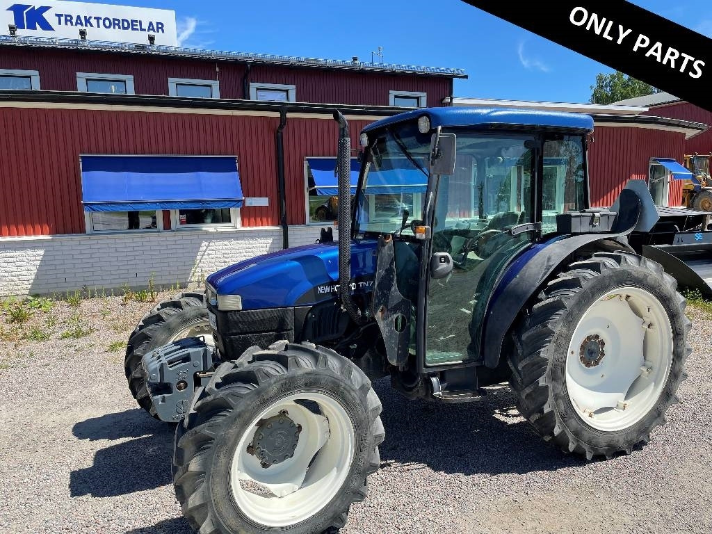 New Holland TN 75 S Dismantled: only spare parts - Traktor: bild 1 New Holland TN 75 S Dismantled: only spare parts - Traktor: bild 1