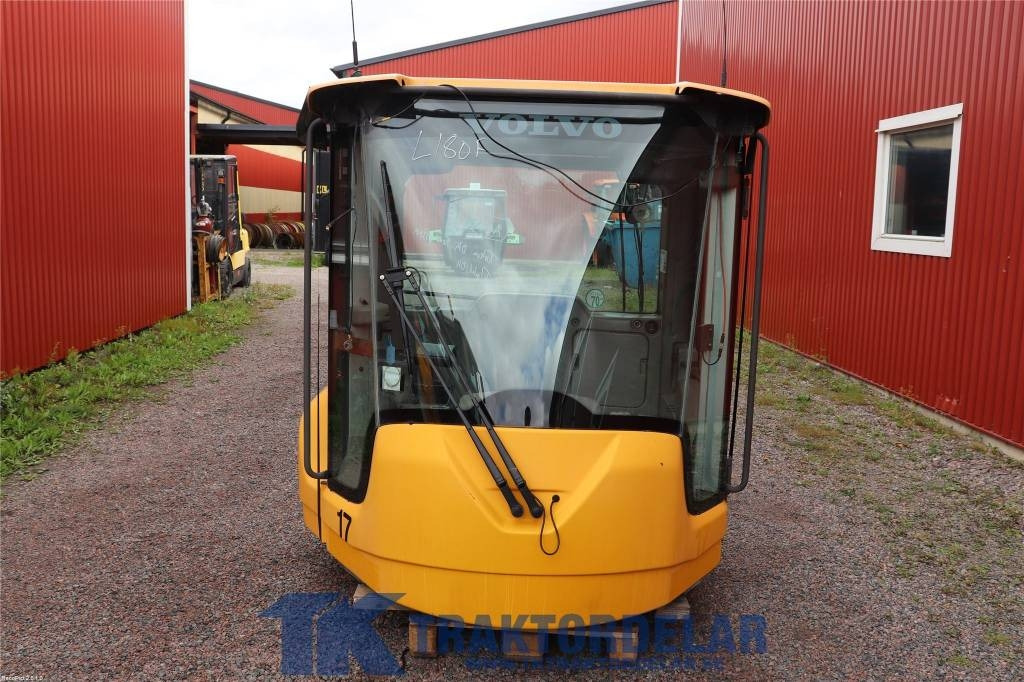 Volvo L 180 F - Hytt för Byggmaskiner: bild 1 Volvo L 180 F - Hytt för Byggmaskiner: bild 1
