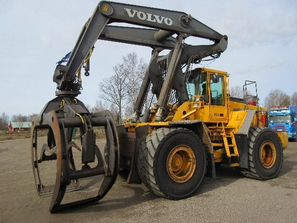 Volvo L180D HL Delar / Parts - Hjullastare: bild 1 Volvo L180D HL Delar / Parts - Hjullastare: bild 1
