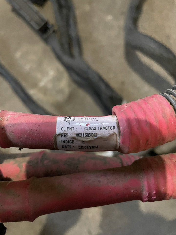 Claas Arion 550-520 650-620 - kabel wiązka elektryczna 0021503042 - Kablar/ Ledningar för Traktor: bild 1 Claas Arion 550-520 650-620 - kabel wiązka elektryczna 0021503042 - Kablar/ Ledningar för Traktor: bild 1