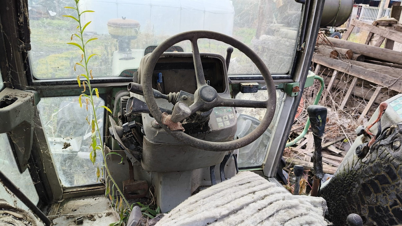 Fendt 309 - na części - kabina drzwi szyba maska grill - Dörr och reservdelar för Lantbruksmaskiner: bild 2 Fendt 309 - na części - kabina drzwi szyba maska grill - Dörr och reservdelar för Lantbruksmaskiner: bild 2