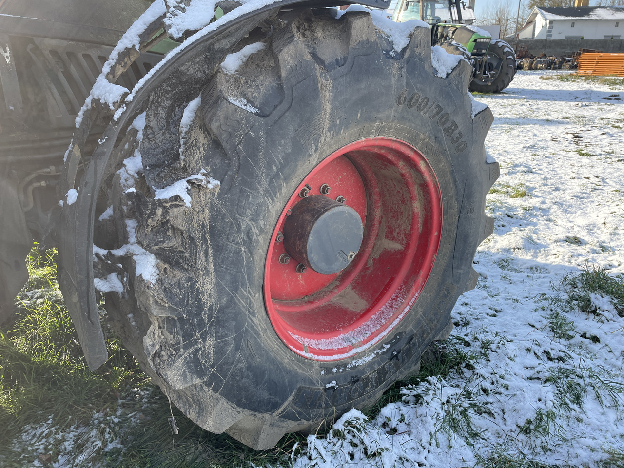 Fendt 828 Vario - opona 600/70R30 600/70/30 - Komplett hjul för Lantbruksmaskiner: bild 2 Fendt 828 Vario - opona 600/70R30 600/70/30 - Komplett hjul för Lantbruksmaskiner: bild 2