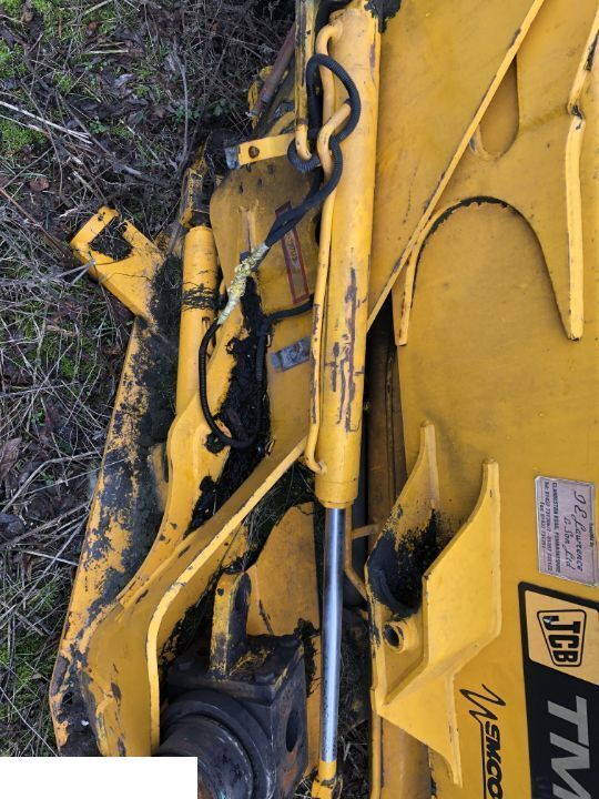 JCB TM 300 Siłownik Wysuwu ramienia - Hydraulcylinder för Teleskoplastar: bild 2 JCB TM 300 Siłownik Wysuwu ramienia - Hydraulcylinder för Teleskoplastar: bild 2