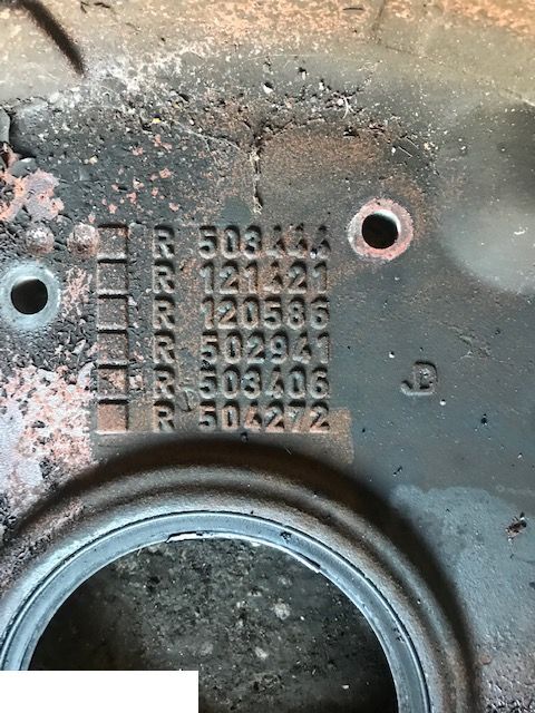 John Deere 4045 - Obudowa Sprzęgła - r120586 - Koppling och reservdelar för Lantbruksmaskiner: bild 2 John Deere 4045 - Obudowa Sprzęgła - r120586 - Koppling och reservdelar för Lantbruksmaskiner: bild 2