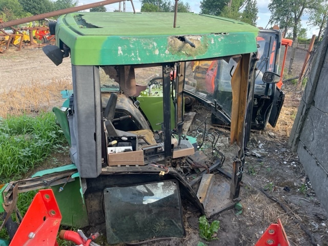 John Deere 6100 | 6200 | 6300 | 6400 - Kabina ~ Szkielet - Hytt för Lantbruksmaskiner: bild 4 John Deere 6100 | 6200 | 6300 | 6400 - Kabina ~ Szkielet - Hytt för Lantbruksmaskiner: bild 4