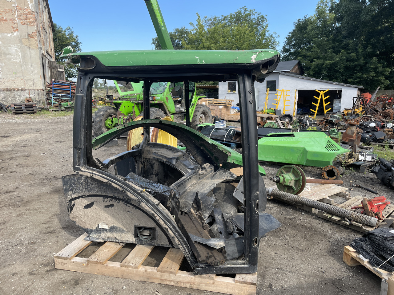 John Deere 6110R 6120R 6130R - kabina - Hytt för Lantbruksmaskiner: bild 1 John Deere 6110R 6120R 6130R - kabina - Hytt för Lantbruksmaskiner: bild 1