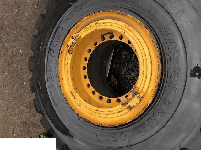 Liebherr Koło Do Ładowarki 26.5x25 - Komplett hjul för Byggmaskiner: bild 1 Liebherr Koło Do Ładowarki 26.5x25 - Komplett hjul för Byggmaskiner: bild 1
