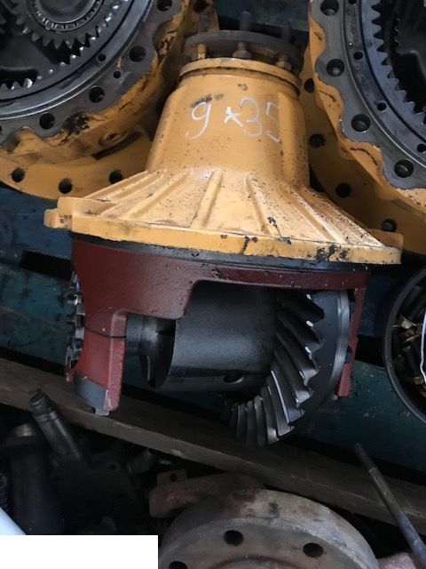 Liebherr - Wkład Mostu ZF 9x35 - Differential för Lantbruksmaskiner: bild 1 Liebherr - Wkład Mostu ZF 9x35 - Differential för Lantbruksmaskiner: bild 1