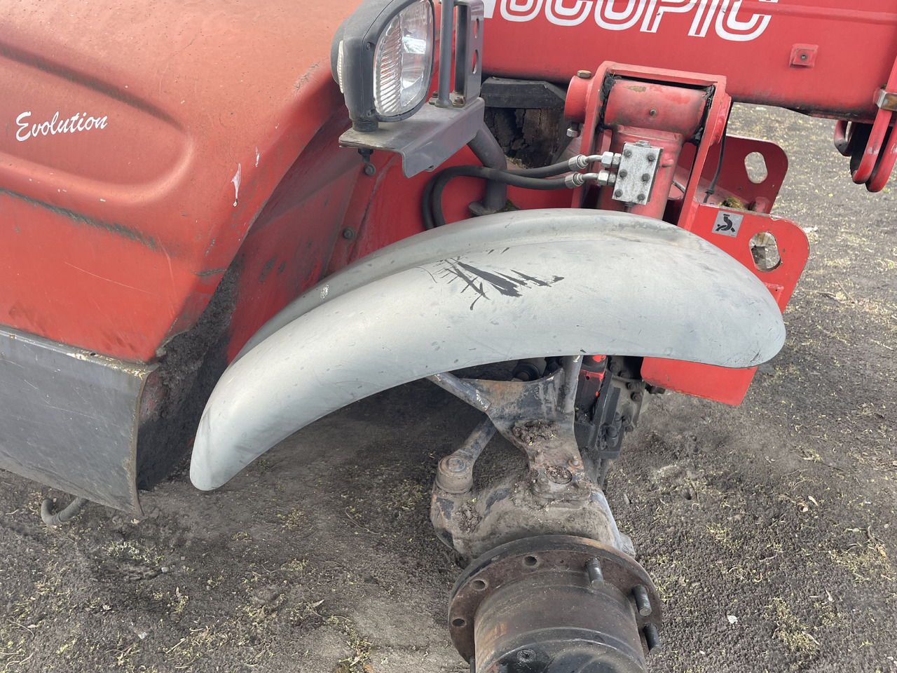 Manitou MHT 860 - części - błotniki drzwi kabina - Dörr och reservdelar för Lantbruksmaskiner: bild 4 Manitou MHT 860 - części - błotniki drzwi kabina - Dörr och reservdelar för Lantbruksmaskiner: bild 4