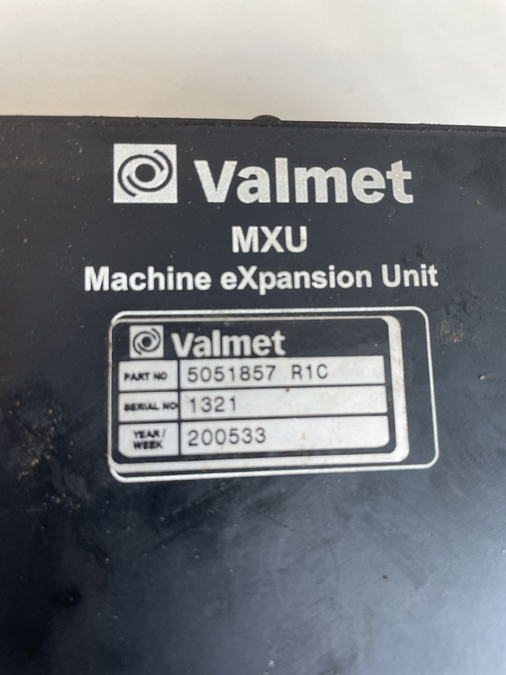 Valmet Komatsu - moduł sterownik - MXU Machine eXpanstion Unit 5051857 - Kontrollenhet för Skördare: bild 2 Valmet Komatsu - moduł sterownik - MXU Machine eXpanstion Unit 5051857 - Kontrollenhet för Skördare: bild 2