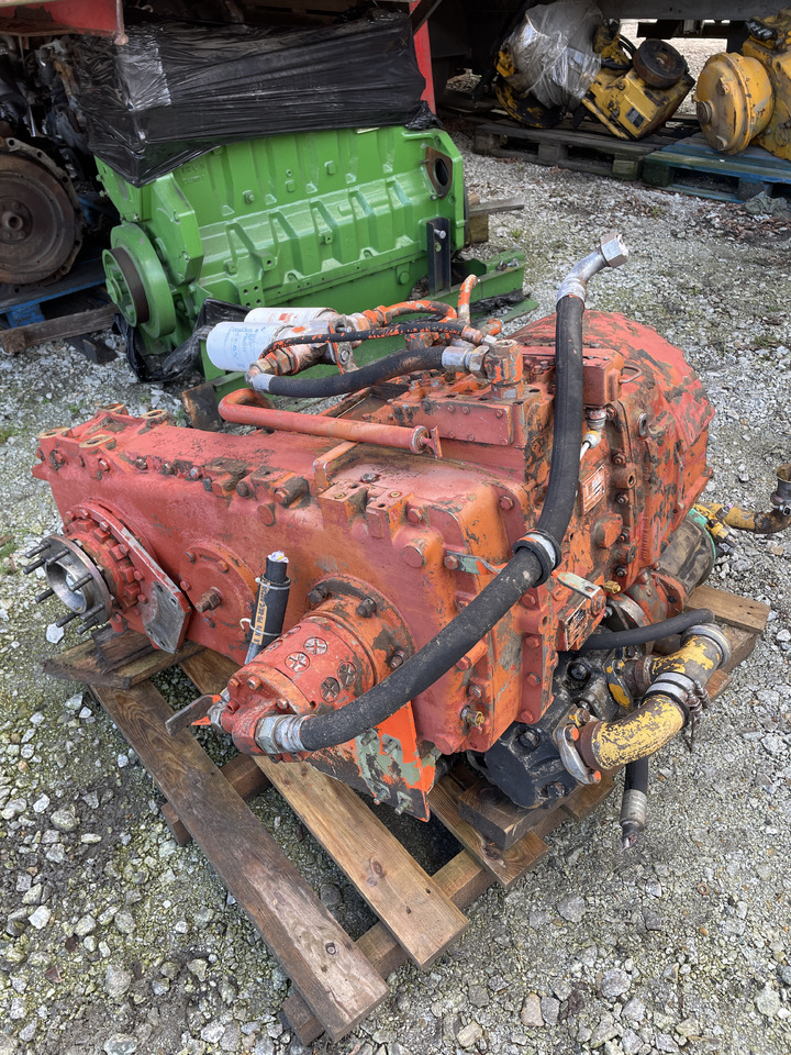ZF 4PW45H1 ZETTELMEYER ZL4001 VOLVO - skrzynia biegów - Växellåda för Lantbruksmaskiner: bild 1 ZF 4PW45H1 ZETTELMEYER ZL4001 VOLVO - skrzynia biegów - Växellåda för Lantbruksmaskiner: bild 1