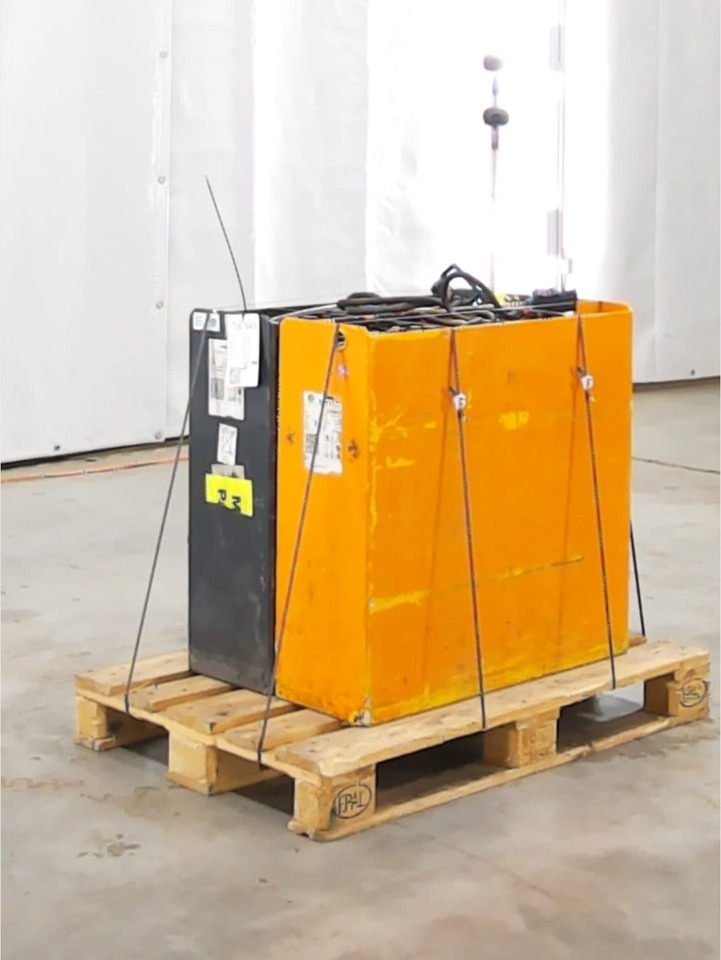 Battery Package - 2 Pcs. - Batteri för Materialhanteringsutrustning: bild 1 Battery Package - 2 Pcs. - Batteri för Materialhanteringsutrustning: bild 1
