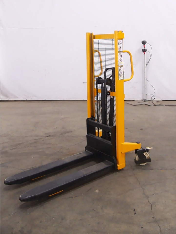 High lift truck HHM500/1200 - Staplare: bild 1 High lift truck HHM500/1200 - Staplare: bild 1