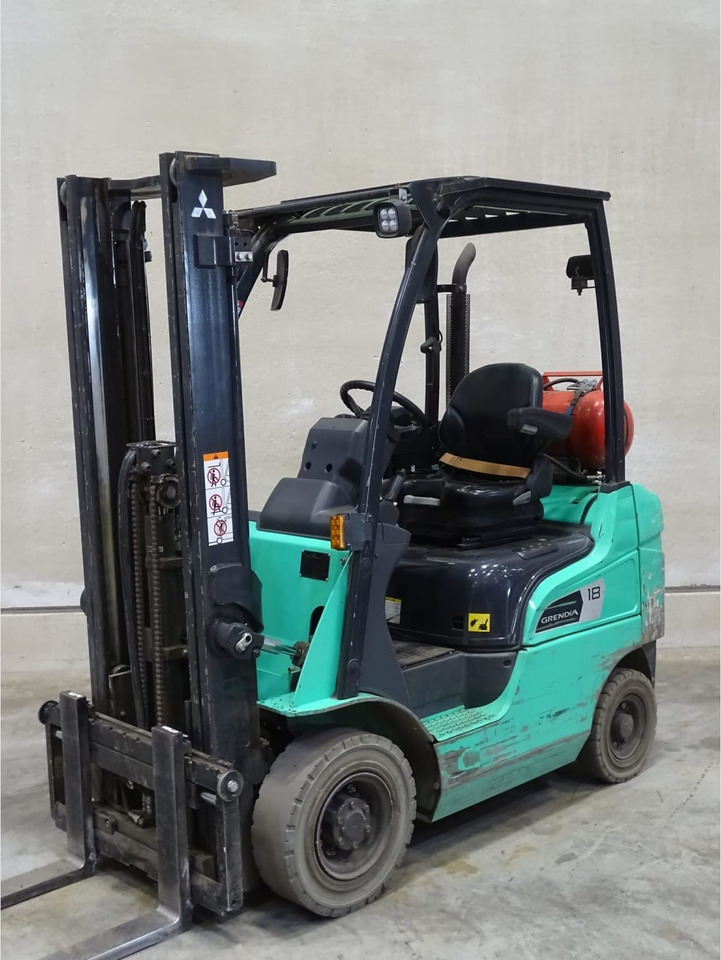 Mitsubishi FG18NT - Gasoltruck: bild 1 Mitsubishi FG18NT - Gasoltruck: bild 1