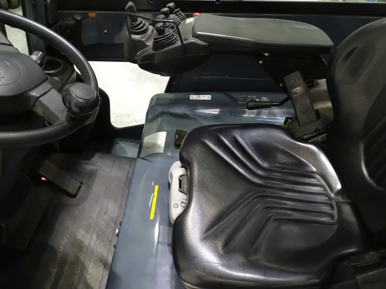 Toyota 8FBMT30 - Eltruck: bild 3 Toyota 8FBMT30 - Eltruck: bild 3