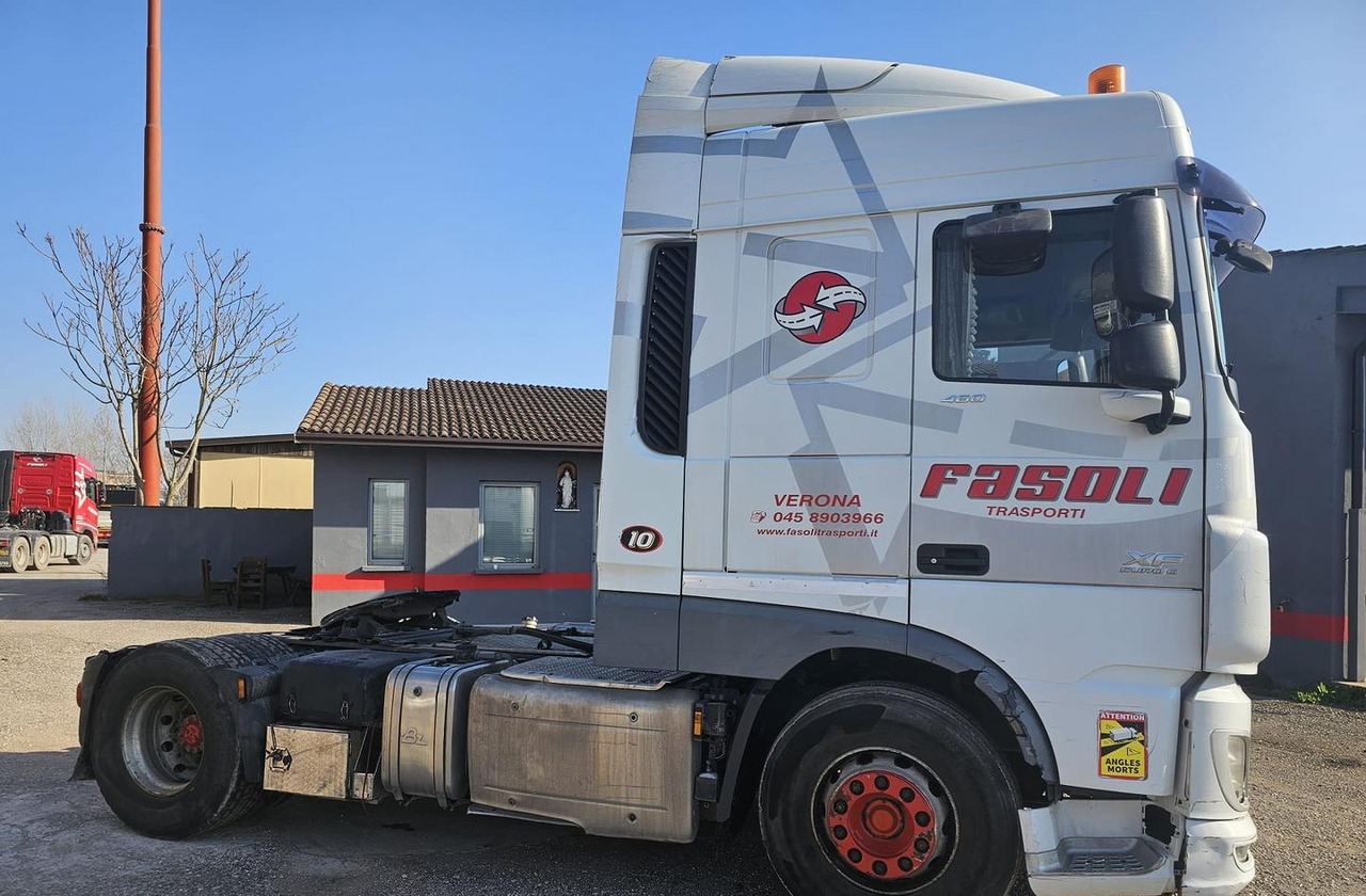 DAF XF-460 EURO 6 impianto idraulico - Dragbil: bild 2 DAF XF-460 EURO 6 impianto idraulico - Dragbil: bild 2