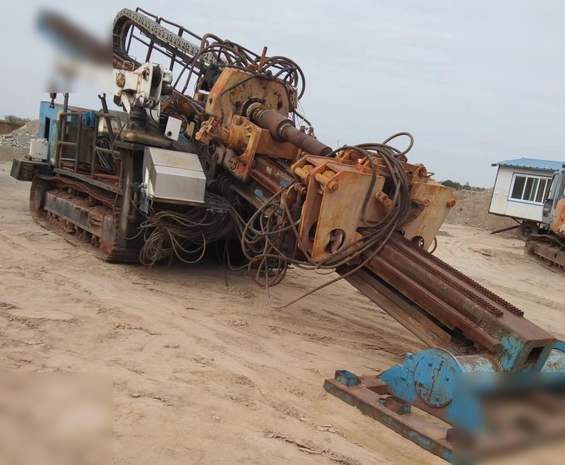 2000 AMERICAN AUGERS DD140B - Styrbara borrmaskin: bild 1 2000 AMERICAN AUGERS DD140B - Styrbara borrmaskin: bild 1