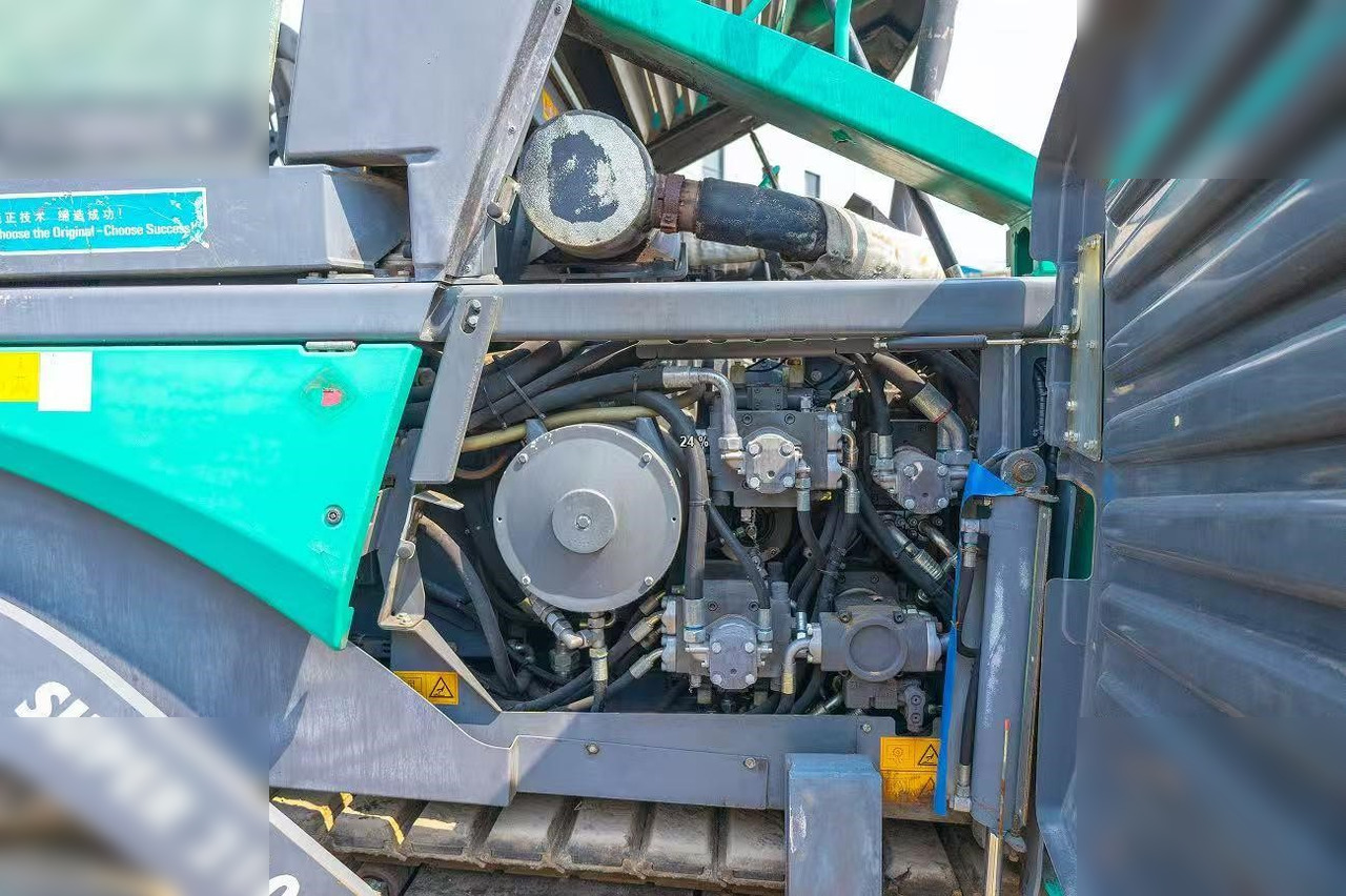 2015 VÖGELE SUPER 2100-3L - Asfaltläggare: bild 4 2015 VÖGELE SUPER 2100-3L - Asfaltläggare: bild 4