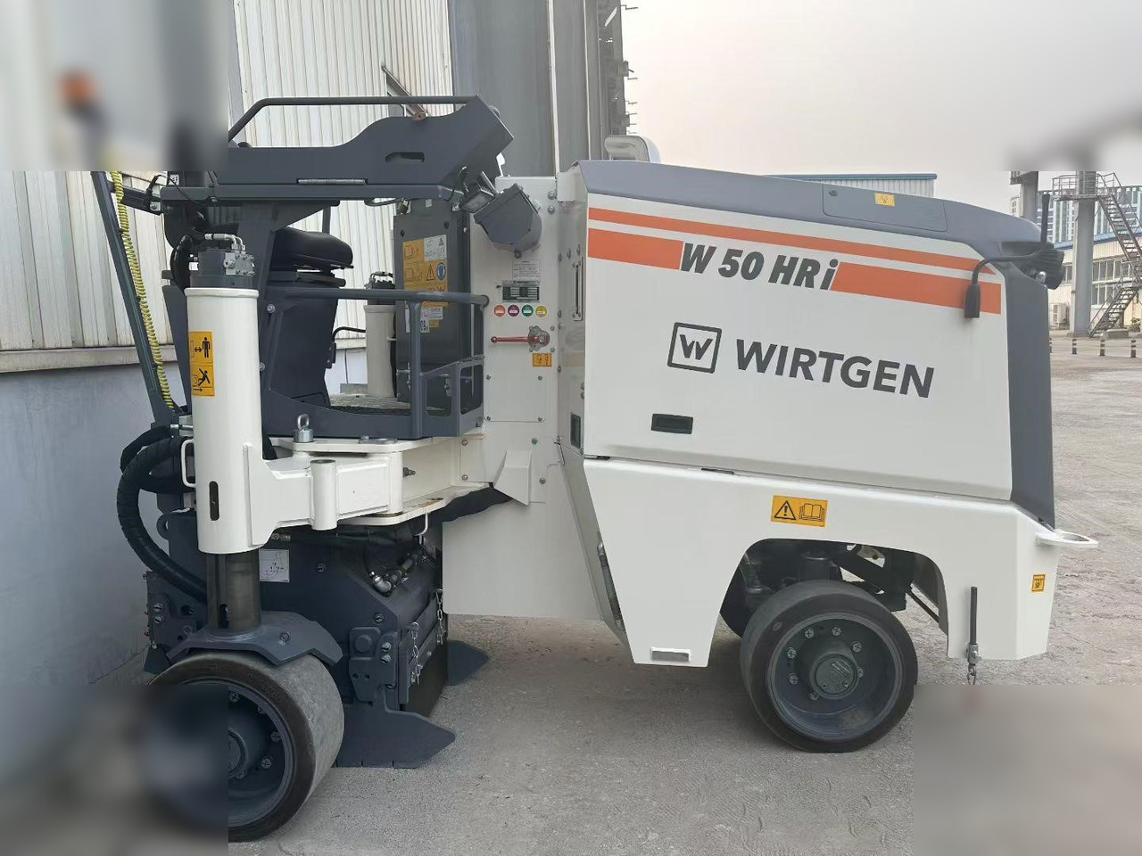 2023 WIRTGEN W50HRI - Asfaltfräs: bild 1 2023 WIRTGEN W50HRI - Asfaltfräs: bild 1