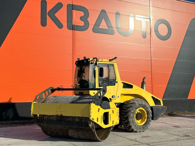 Bomag BW 213 DH - Vält: bild 1 Bomag BW 213 DH - Vält: bild 1