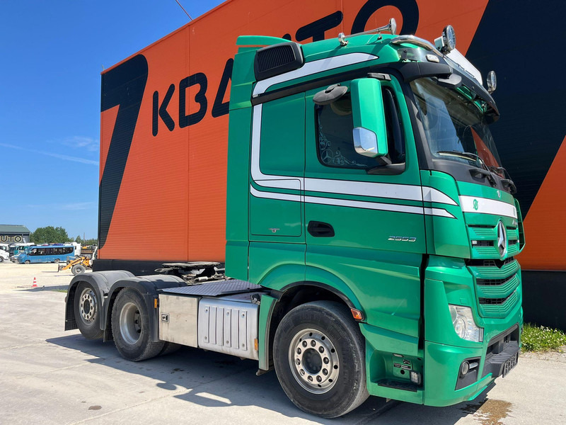 Mercedes-Benz Actros 2553 6x2 STREAMSPACE / RETARDER / PTO - Dragbil: bild 4 Mercedes-Benz Actros 2553 6x2 STREAMSPACE / RETARDER / PTO - Dragbil: bild 4
