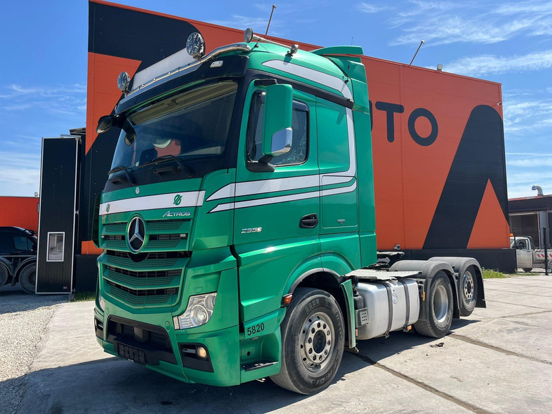 Mercedes-Benz Actros 2553 6x2 STREAMSPACE / RETARDER / PTO - Dragbil: bild 2 Mercedes-Benz Actros 2553 6x2 STREAMSPACE / RETARDER / PTO - Dragbil: bild 2