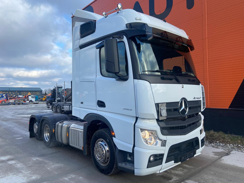 Mercedes-Benz Actros F 2553 6x2 BIG SPACE - Dragbil: bild 4 Mercedes-Benz Actros F 2553 6x2 BIG SPACE - Dragbil: bild 4