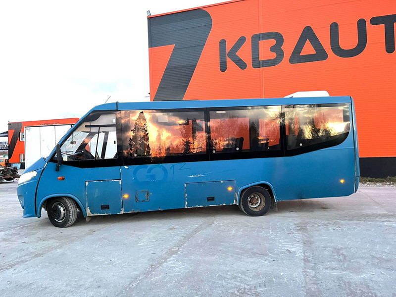 Iveco Kapena Thesi 7 PCS AVAILABLE /EURO 6 / 27 SEATS+5 STANDING / AC / AUXILIARY HEATING - Minibuss, Persontransport: bild 4 Iveco Kapena Thesi 7 PCS AVAILABLE /EURO 6 / 27 SEATS+5 STANDING / AC / AUXILIARY HEATING - Minibuss, Persontransport: bild 4