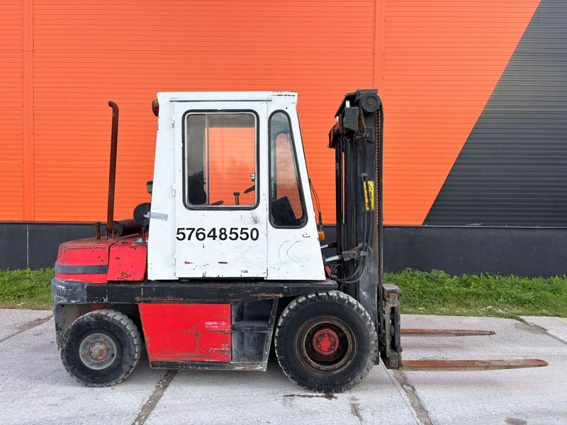 Kalmar DB 4-500 - Dieseltruck: bild 4 Kalmar DB 4-500 - Dieseltruck: bild 4
