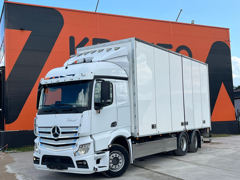 Mercedes-Benz Actros 2551 6x2*4 BOX L=7401mm - Lastbil med skåp: bild 1 Mercedes-Benz Actros 2551 6x2*4 BOX L=7401mm - Lastbil med skåp: bild 1