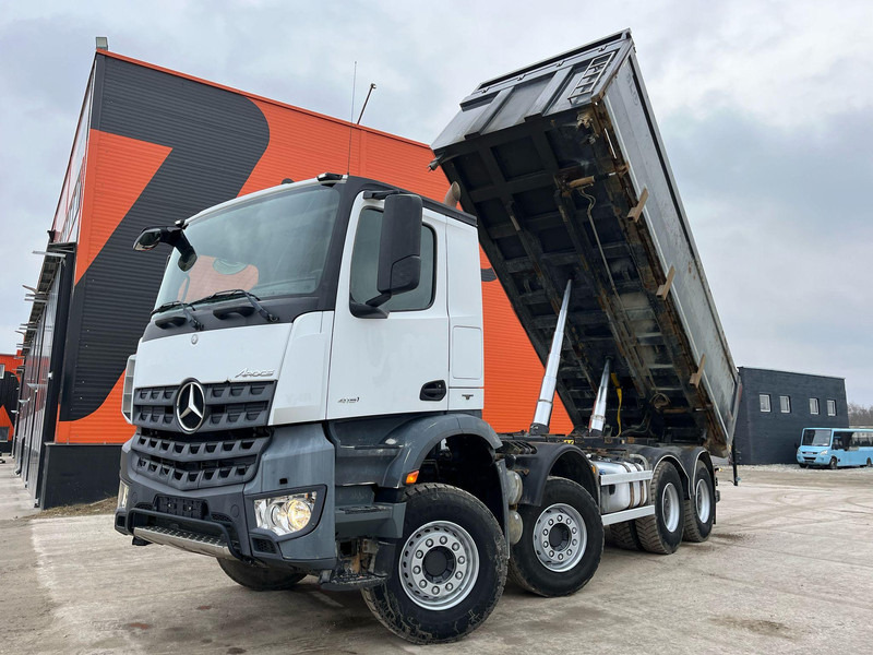 Mercedes-Benz Arocs 4151 8x4 BORDMATIC / FULL STEEL / DRUM BRAKES / BOX L=6140 mm - Tippbil lastbil: bild 1 Mercedes-Benz Arocs 4151 8x4 BORDMATIC / FULL STEEL / DRUM BRAKES / BOX L=6140 mm - Tippbil lastbil: bild 1