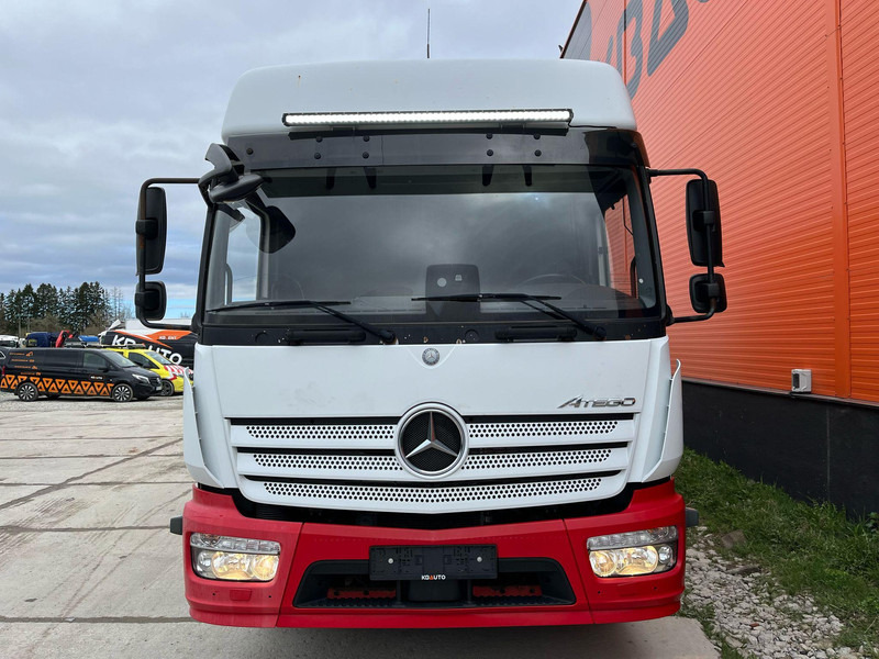 Mercedes-Benz Atego 1224 4x2 BOX L=7548 mm - Lastbil med skåp: bild 2 Mercedes-Benz Atego 1224 4x2 BOX L=7548 mm - Lastbil med skåp: bild 2