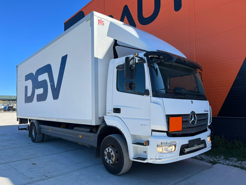 Mercedes-Benz Atego 1524 4x2 BOX L=7547mm - Lastbil med skåp: bild 4 Mercedes-Benz Atego 1524 4x2 BOX L=7547mm - Lastbil med skåp: bild 4