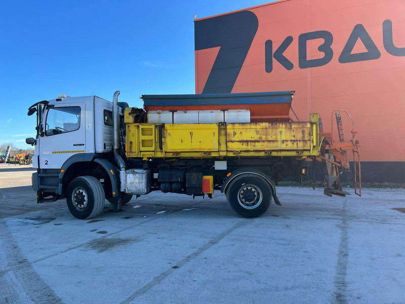 Tippbil lastbil Mercedes-Benz Axor 1824 4x4 POSSIBLE TO BUY WITH SPREADER & FRONT PLOW: bild 8