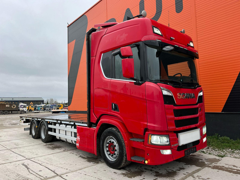 Scania R 580 6x2 RETARDER / 9 TON FRONT AXLE / PLATFORM L=7402 mm - Flakbil: bild 4 Scania R 580 6x2 RETARDER / 9 TON FRONT AXLE / PLATFORM L=7402 mm - Flakbil: bild 4